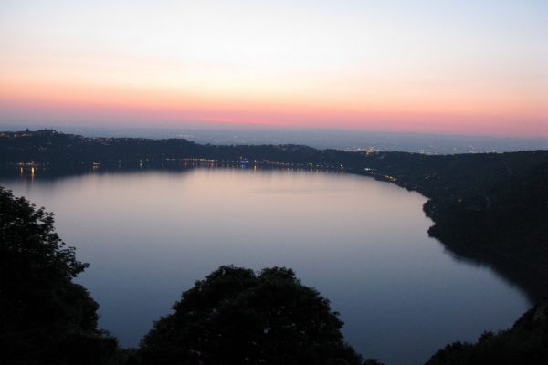 IL LAGO ALBANO