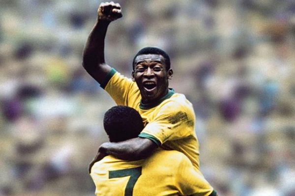 Vi parliamo dei calciatori e di qualche regola del calcio