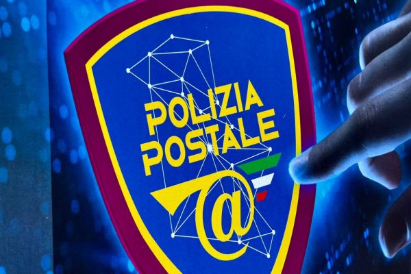 I PERICOLI DI INTERNET CON LA POLIZIA POSTALE