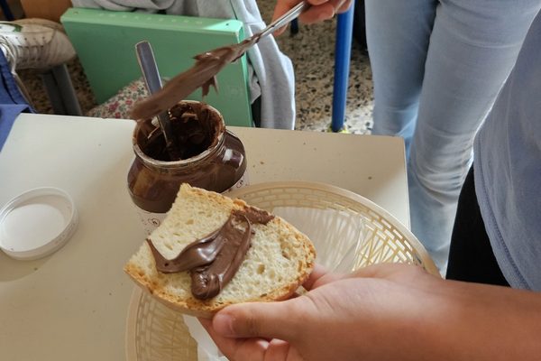 Il lunedì è più dolce con il panino alla Nutella!