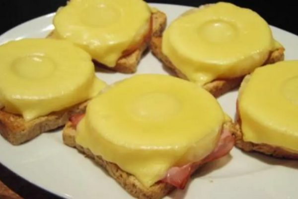 Il Toast Hawaii