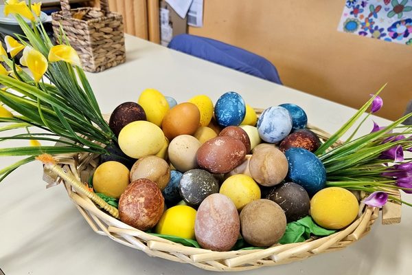 LA SFIDA COLORATA CHE HA ACCESO LA SCUOLA!