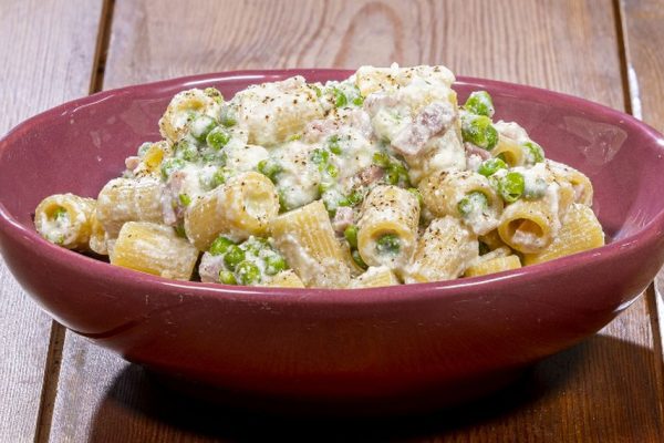 La ricetta della pasta, ricotta e piselli